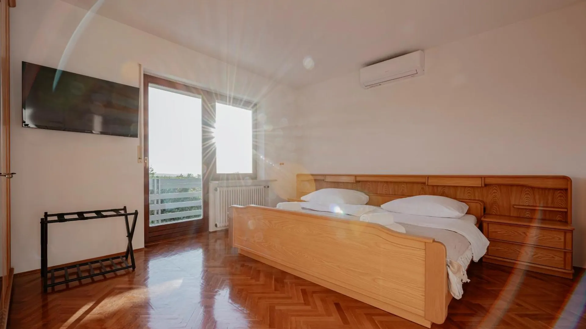 Apartments Silvana By El-Pi Tours Sveti Anton   Sveti Anton (Krk)